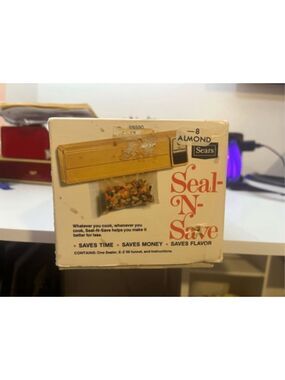 Sears Roebuck and Co. 1980 Seal-N-Save in box Vintage Almond